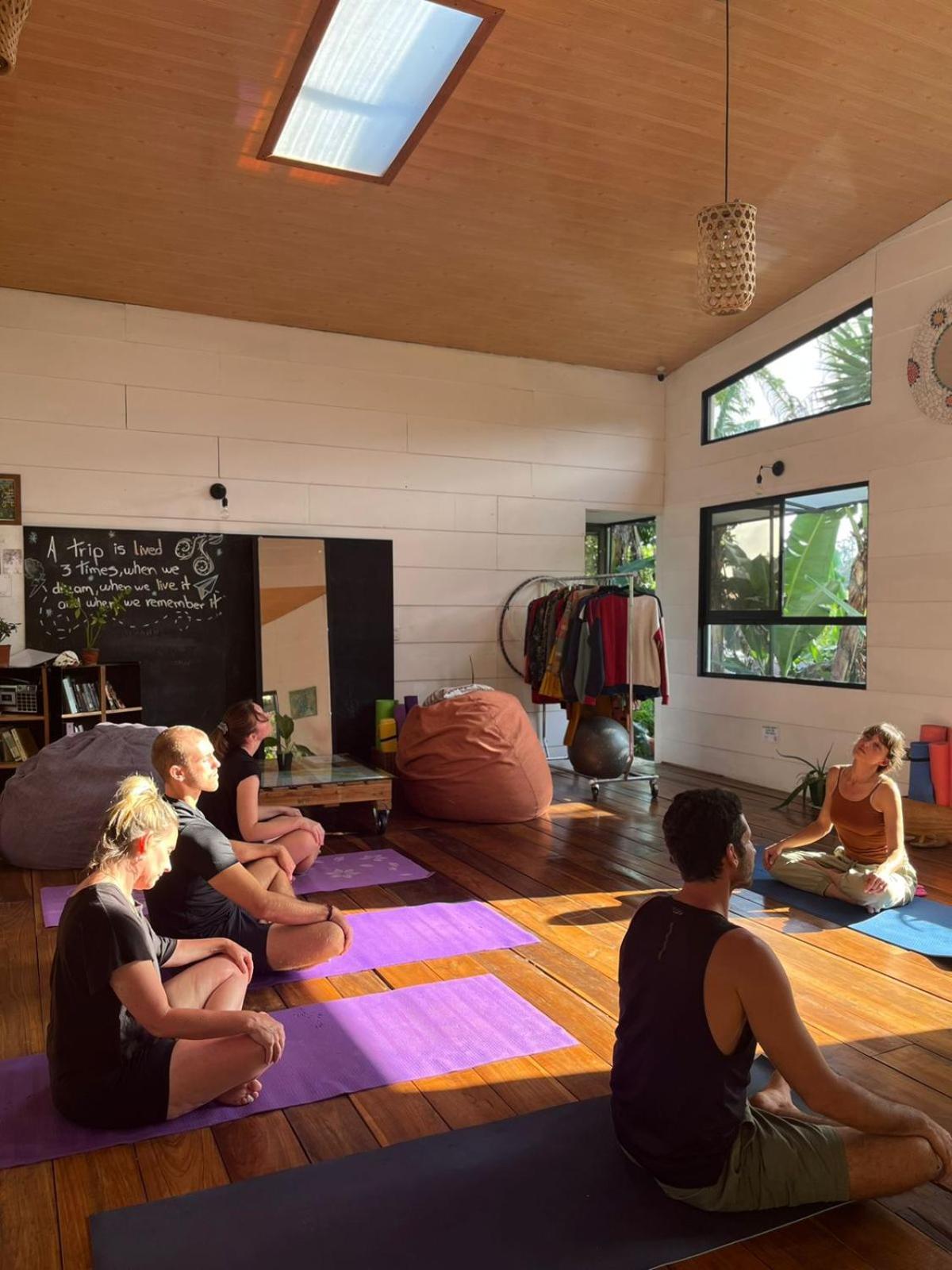 Outbox Inn Monteverde Ngoại thất bức ảnh