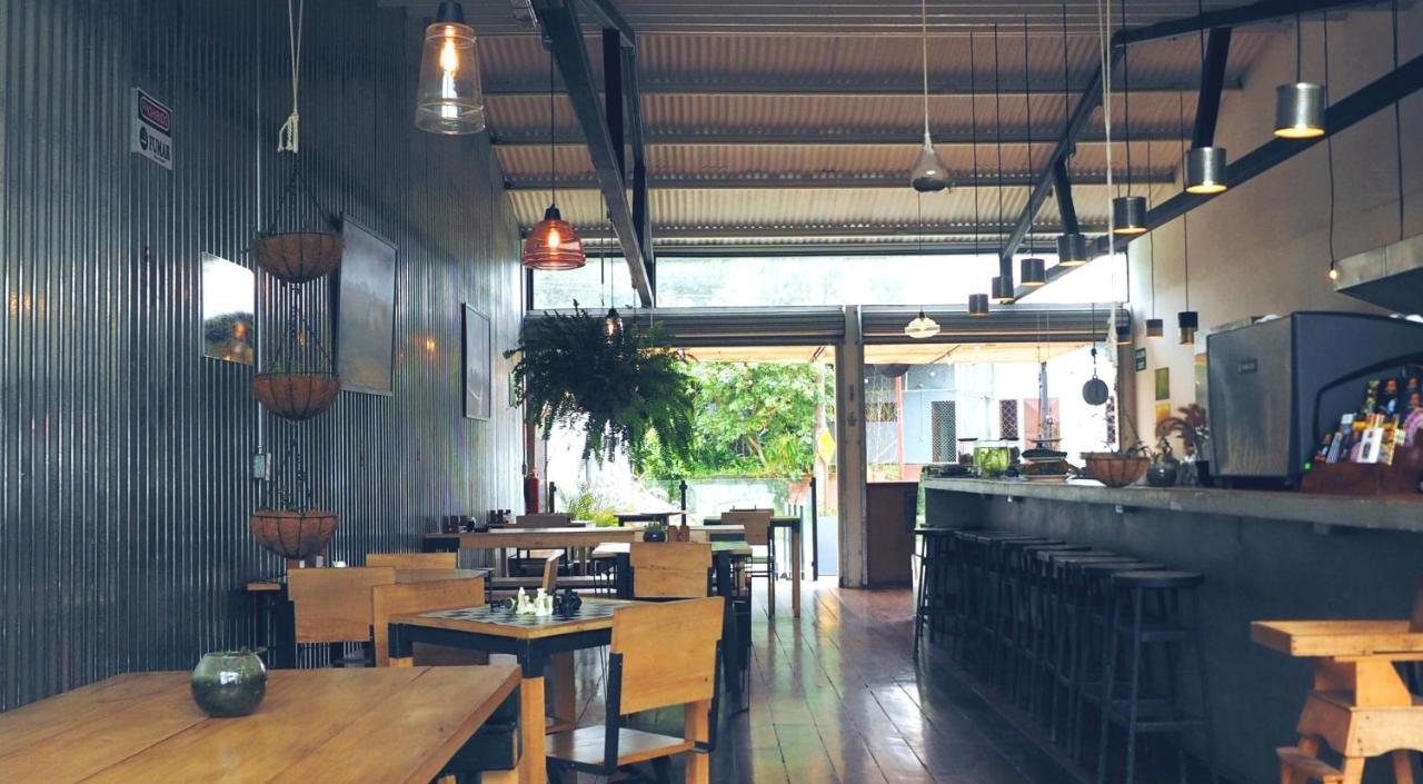 Outbox Inn Monteverde Ngoại thất bức ảnh